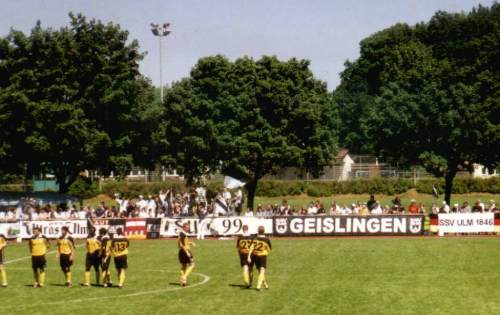 Waldstadion B&ouml;blingen Dagersheim - Gegenseite mit G&auml;stefans