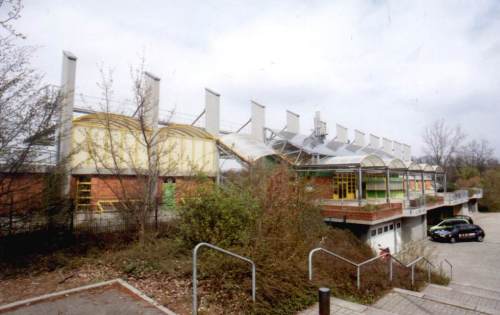 Silberweg - und so sieht die R�ckseite der Trib�ne aus!