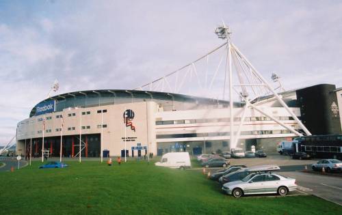Reebok Stadium - Au&szlig;enansicht