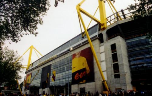 Westfalenstadion - Au&szlig;enansicht des aktuellen Ausbaustandes
