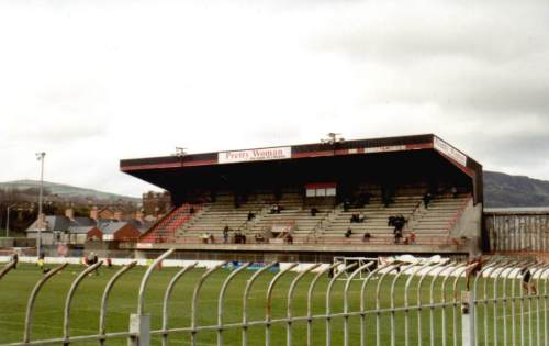 Seaview - Haupttrib&uuml;ne