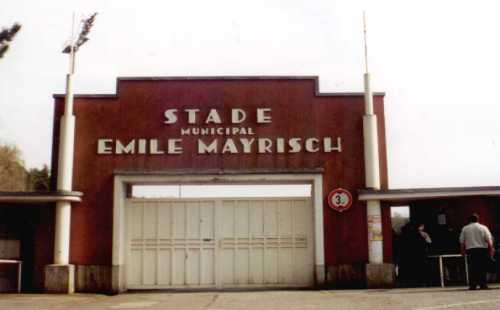 Stade Emile Mayrisch - Au&szlig;enansischt