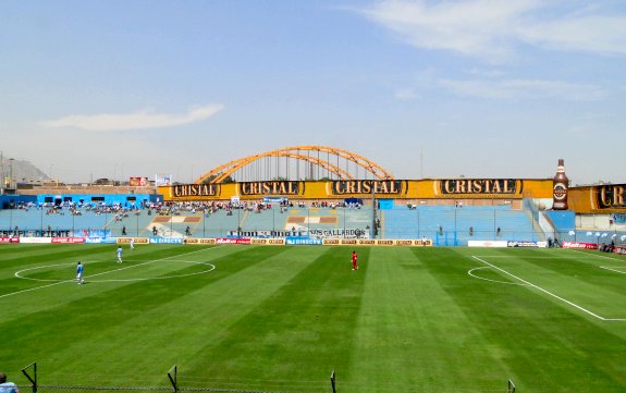 Estadio San Mart&iacute;n de Porres