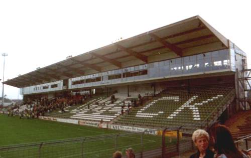 Lohm&uuml;hle - Haupttrib&uuml;ne