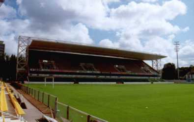 Stade Saint Symphorien - Haupttrib&uuml;ne