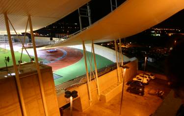 Neo G. S. P. - R&uuml;ckseite der Dachkonstruktion als Dach des Nebenplatzes