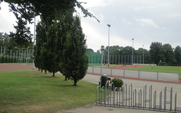 Sportstadion im Sportpark Illosh&ouml;he