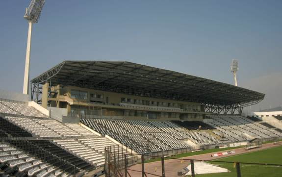 Toumba - Haupttrib&uuml;ne
