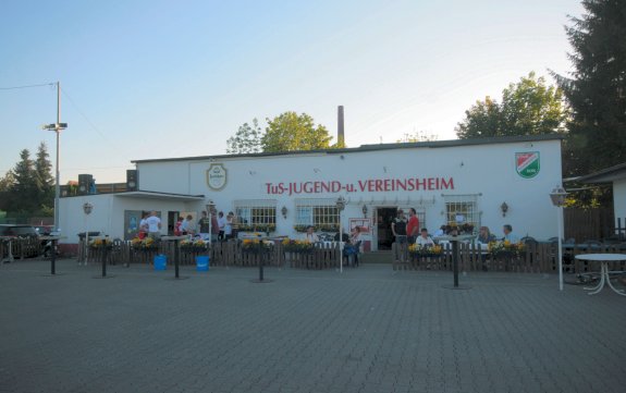 Viktor-H&ouml;tter-Kampfbahn