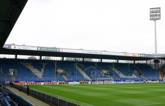 Ruhrstadion - Hintertortrib�ne