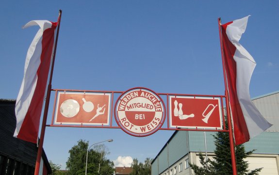 Sportgel&auml;nde Oberkrifteler Stra&szlig;e