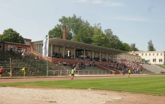 Kurt-B&uuml;rger-Stadion